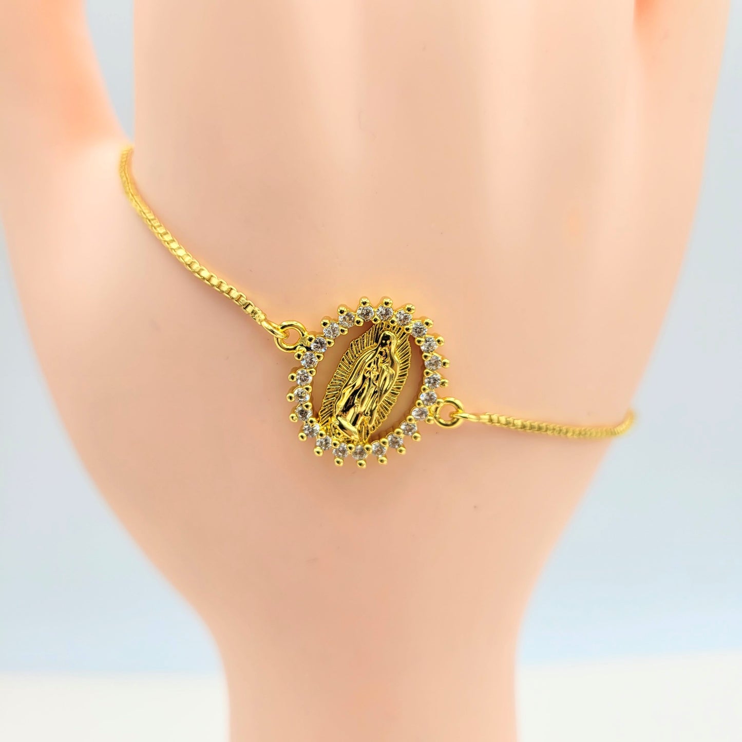 BA-95 Pulsera Ajustable Virgen María con Piedra Blanca/Pulsera Ajustable Virgen De Guadalupe con Piedra Blanca 18k