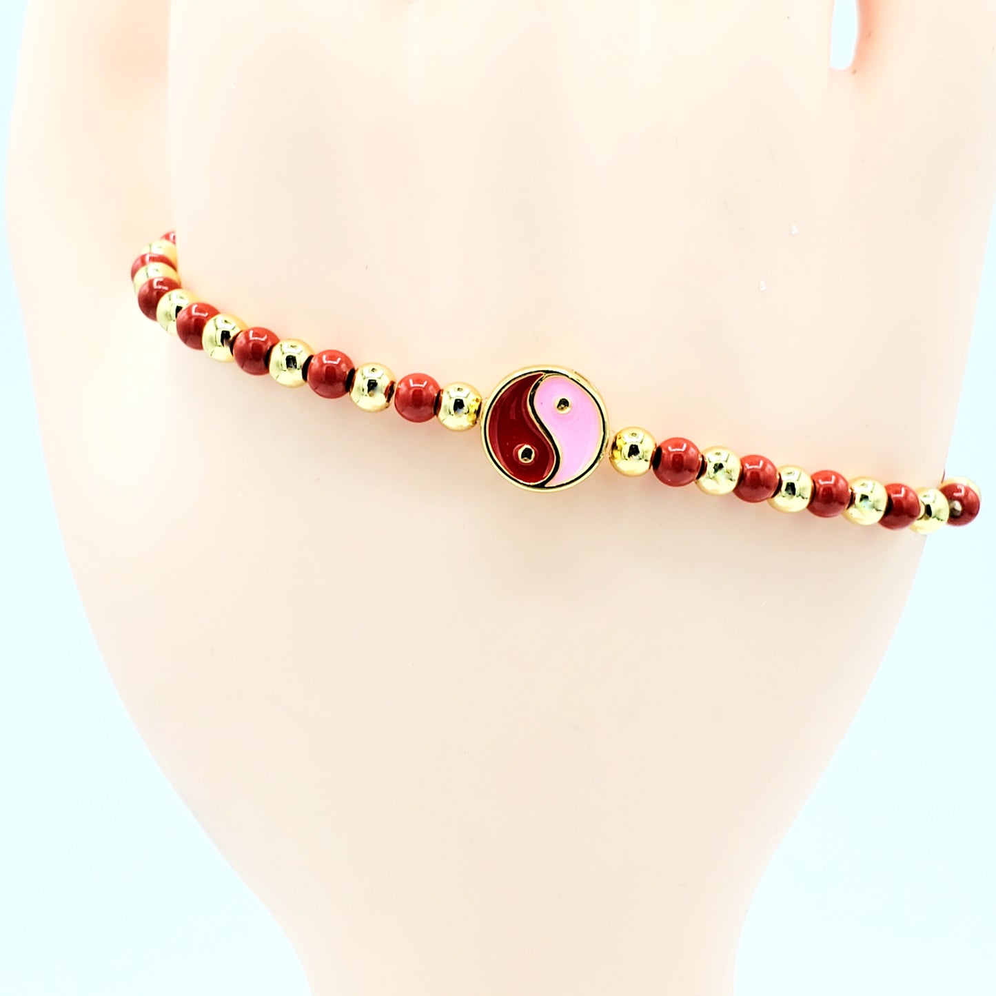 BA-210 Pulsera/Pulsera Ajustable Yin Yang Rojo y Rosa con bolita gold y roja 3"