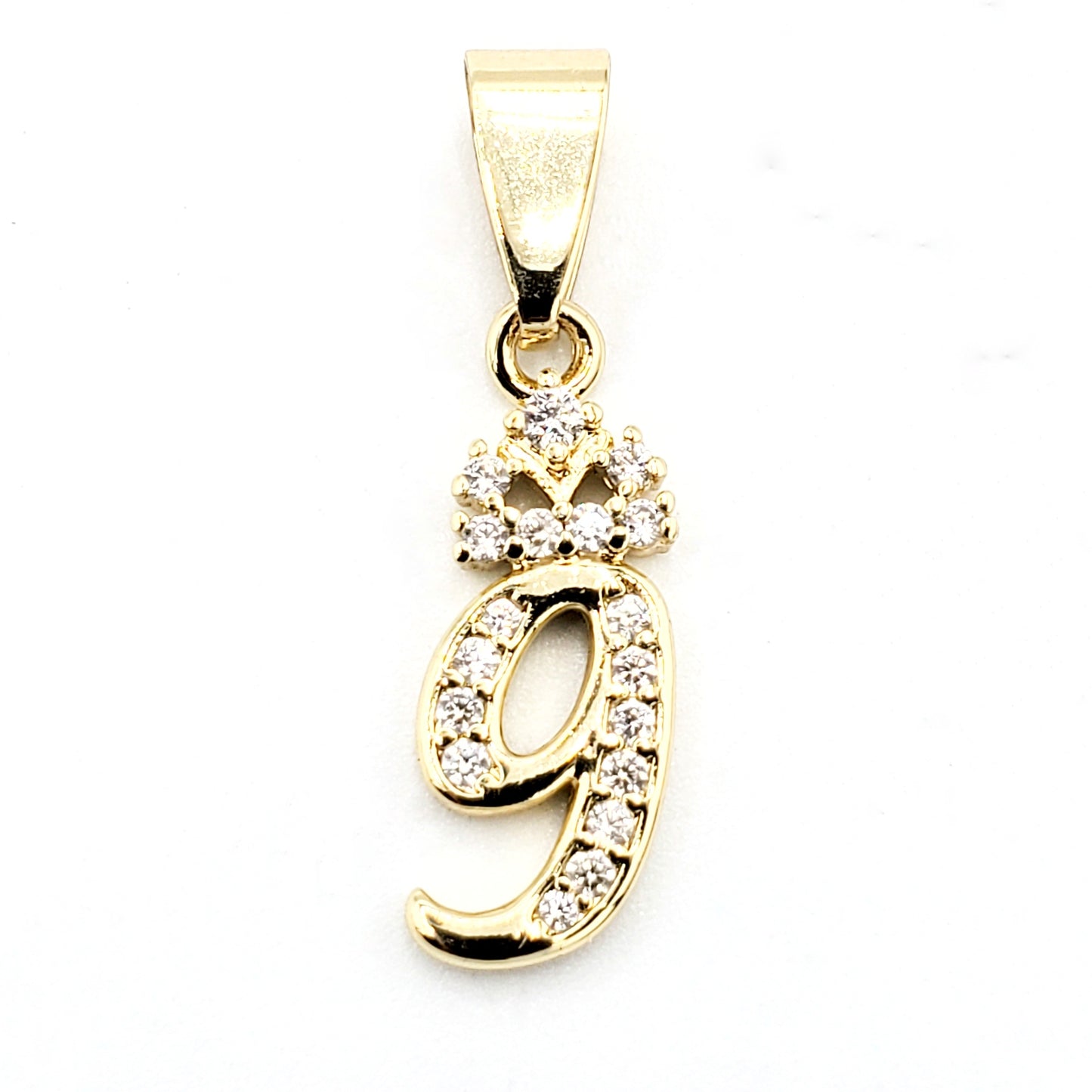 PN-0273 Pendant Letra G Zirconia Blanca 1.25"