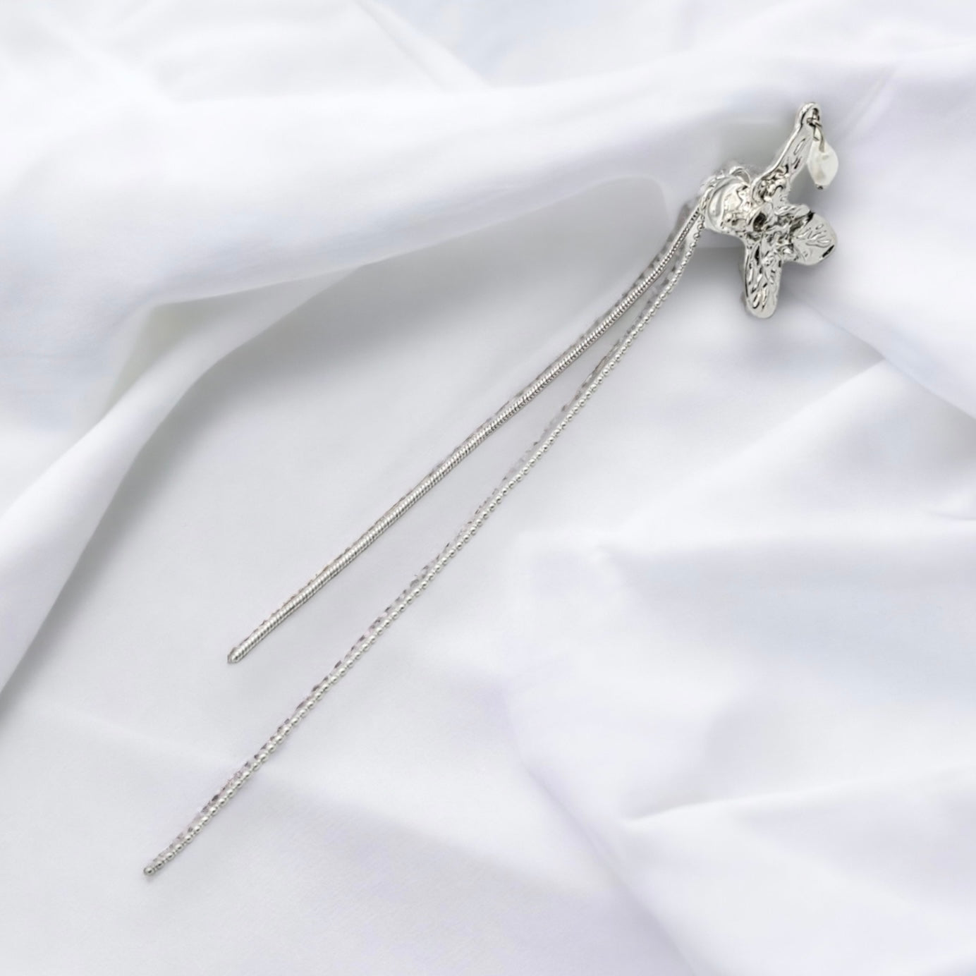 EER-33 Pendientes Elegantes Ear Cuff/Arete Elegante Mariposa 4.25"