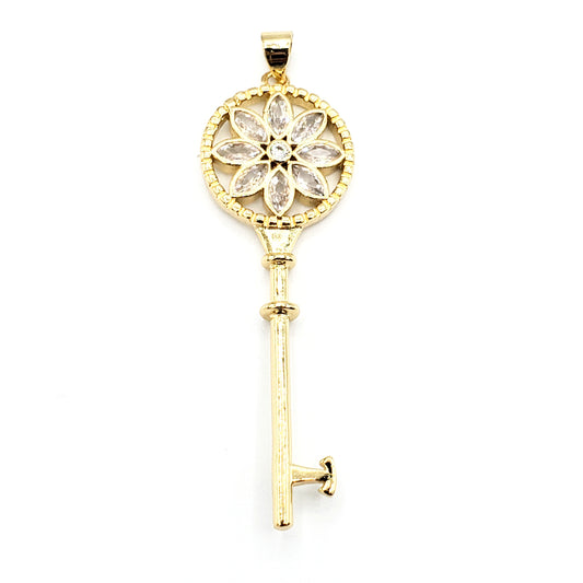 PN-0129 Pendant llave con Flor Piedra Blanca 2"