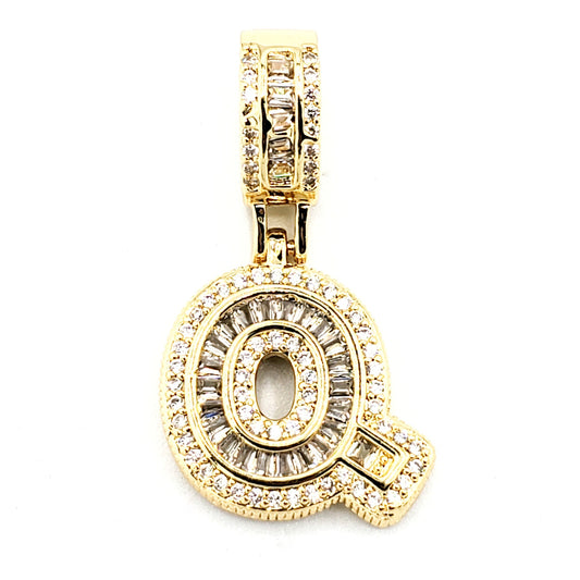 PN-0304 Pendant Letra Q Zirconia Blanca 1.35"