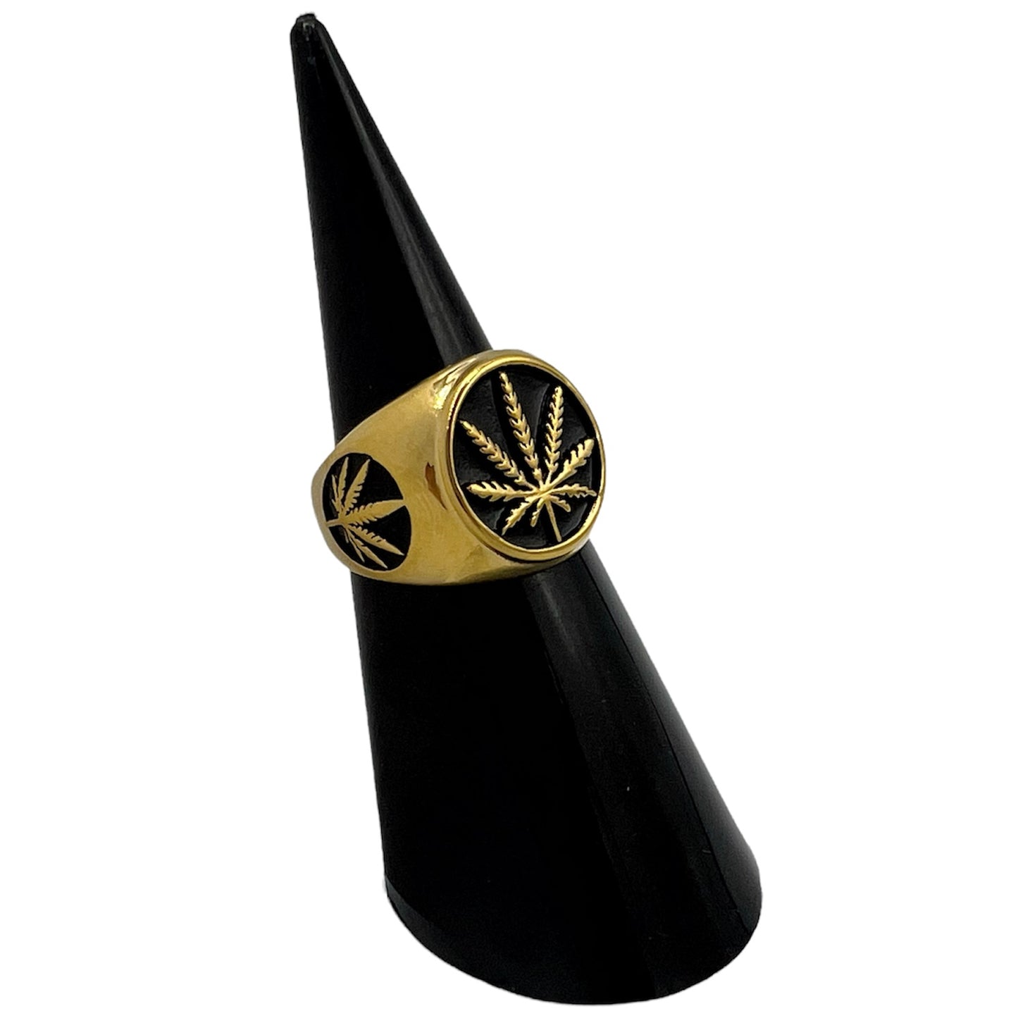 R-39 Stainless Steel Anillo con Hoja de Marihuana/ Marijuana Leaf Ring, Color:Gold&Black, Seleccione el Size en la Parte de Abajo donde dice Size