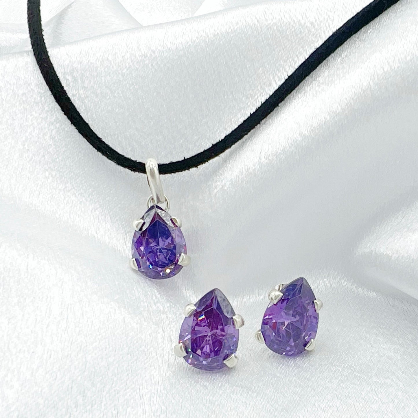 Purple Teardrop Set Pendant & Earrings